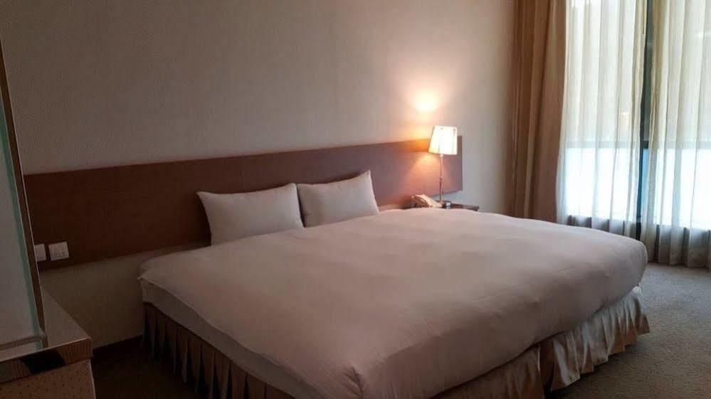 Taisugar Hotel Taipei Esterno foto